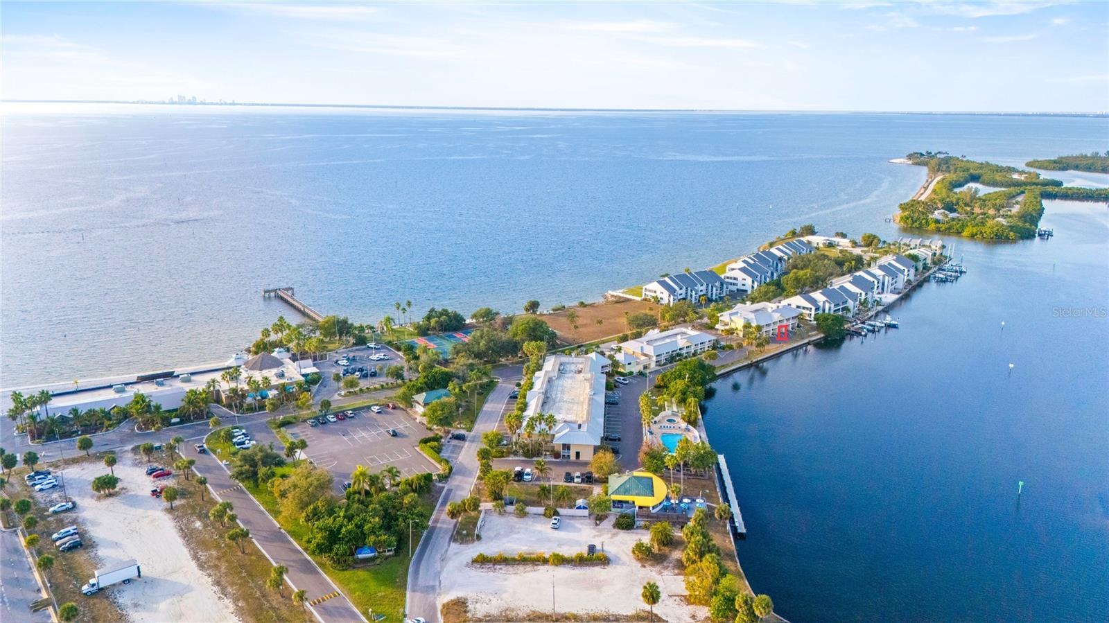 611 Destiny Dr #307, Ruskin, FL 33570