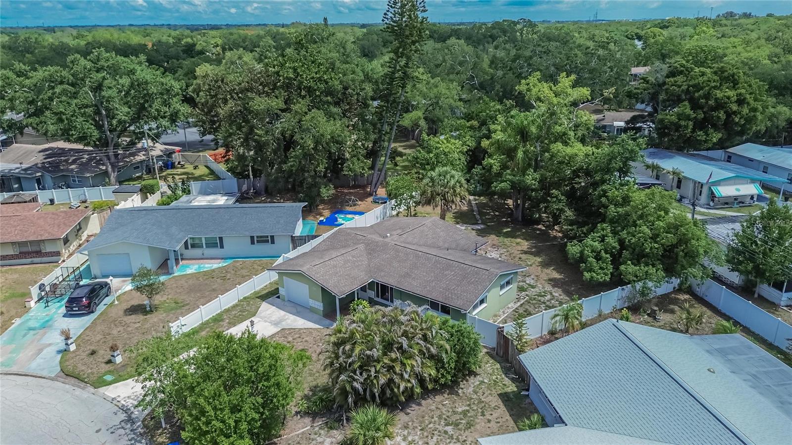 2115 Euclid Cir E, Clearwater, FL 33764
