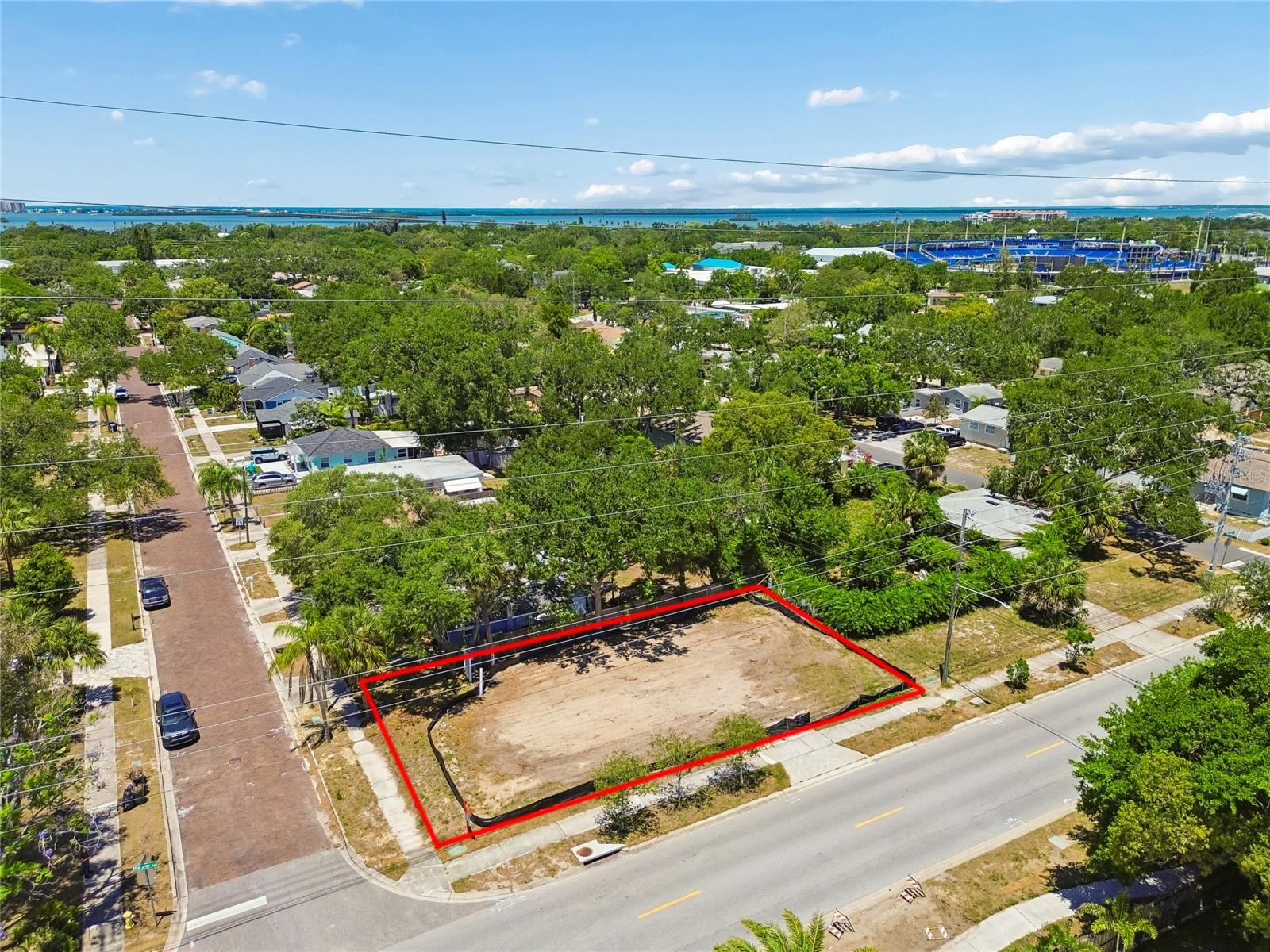 558 Roanoke St, Dunedin, FL 34698