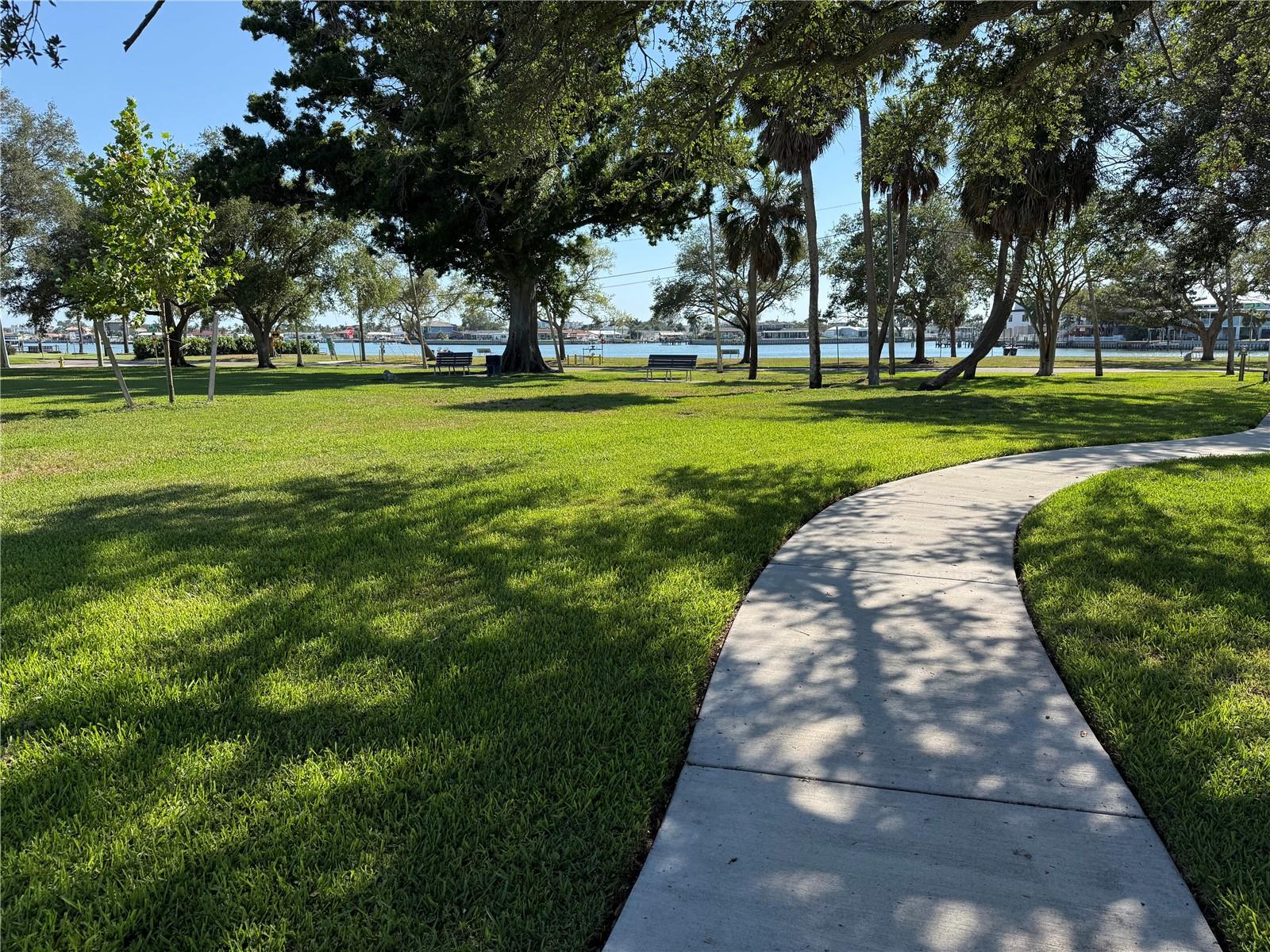 7508 4th Ave N, St Petersburg, FL 33710