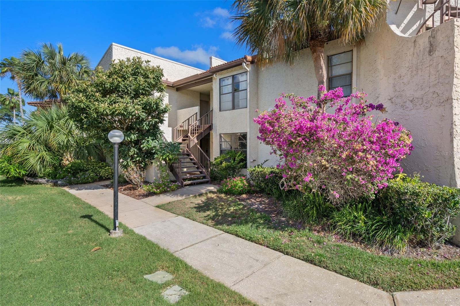 2571 Cyprus Dr #1-201, Palm Harbor, FL 34684