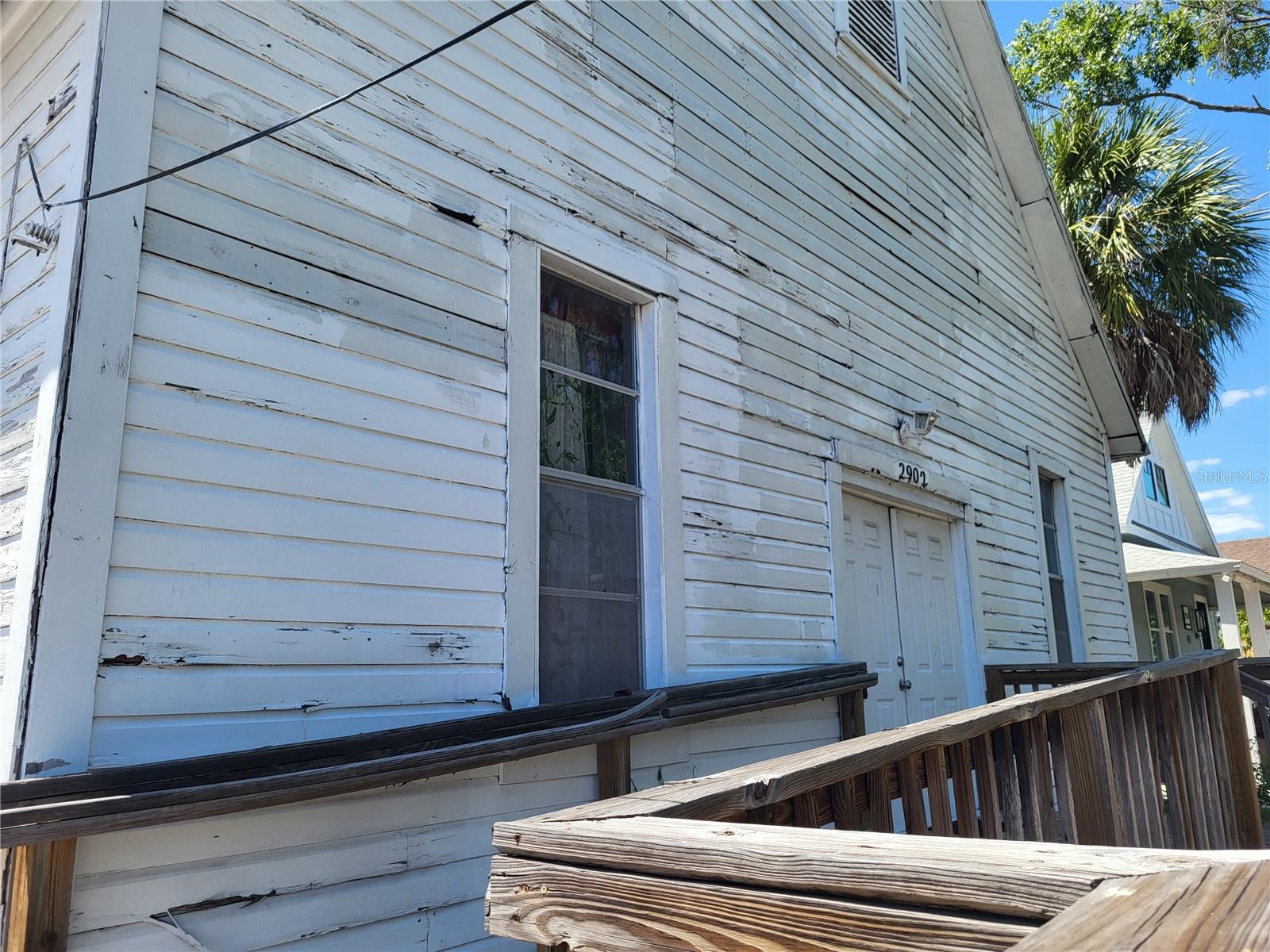 2902 N Albany Ave, Tampa, FL 33607