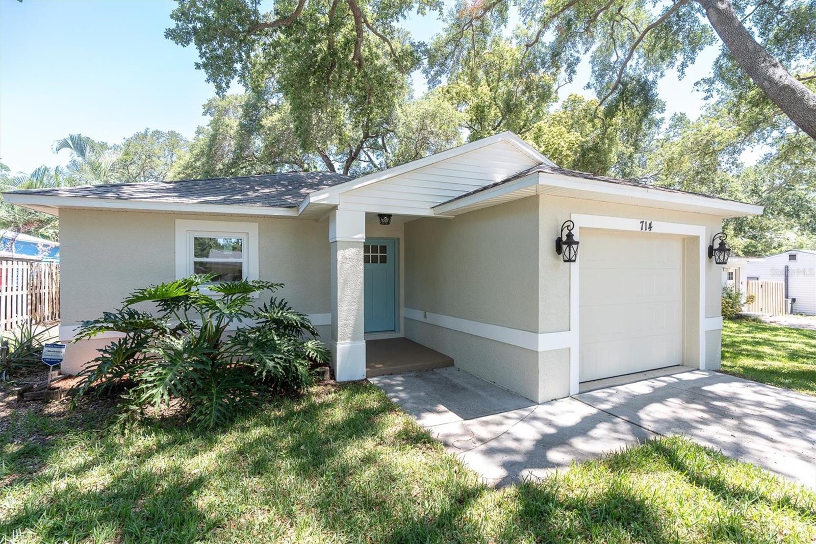 714 3rd Ave NE, Largo, FL 33770