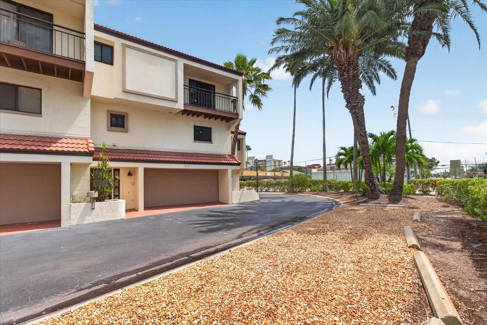 240 Windward PASSAGE #1004, Clearwater Beach, FL 33767