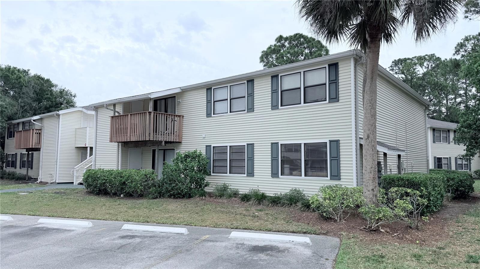 131 Sabal Ct #E, Oldsmar, FL 34677