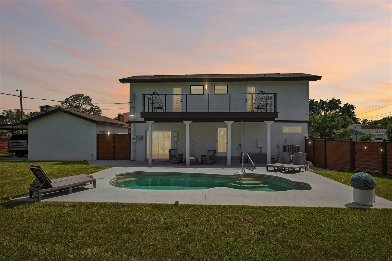 5201 Huntington St NE, St Petersburg, FL 33703