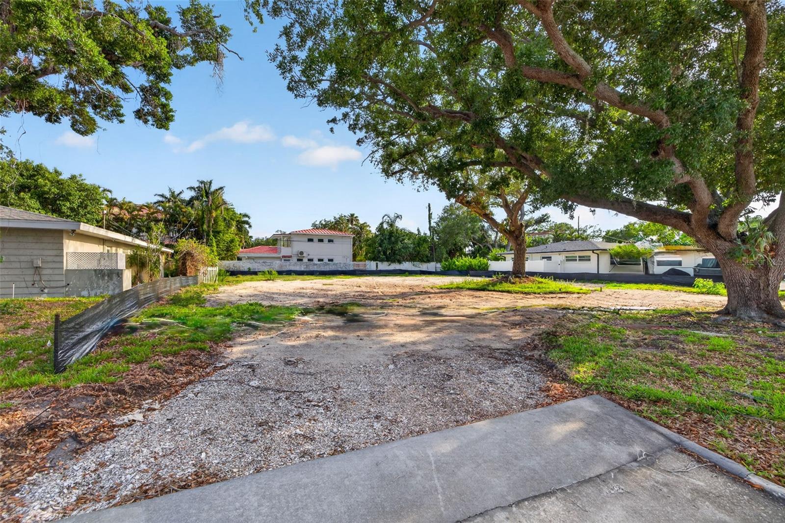 289 Rafael Blvd NE, St Petersburg, FL 33704