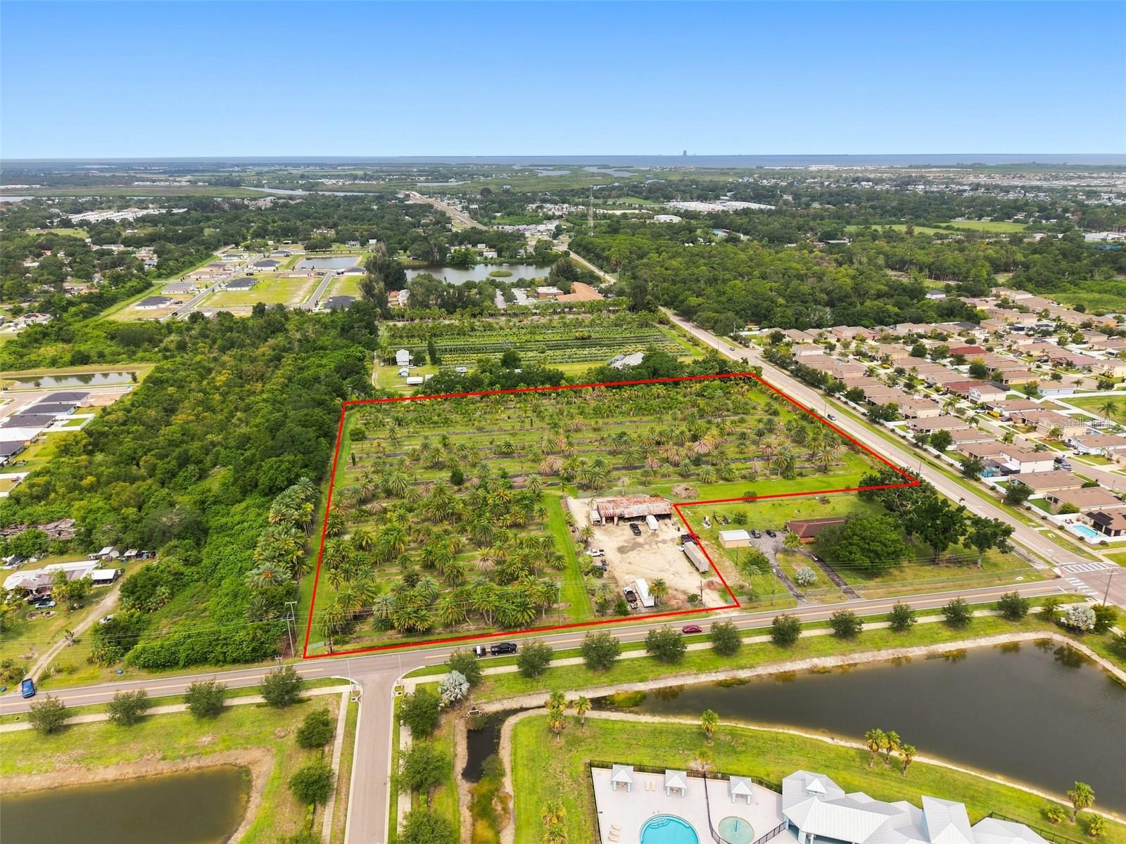 1405 6th St SE, Ruskin, FL 33570