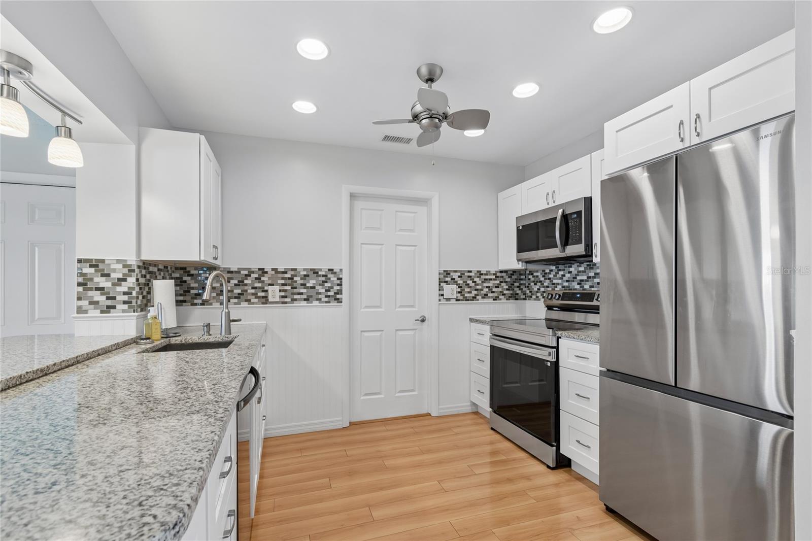 9771 37th St N, Pinellas Park, FL 33782