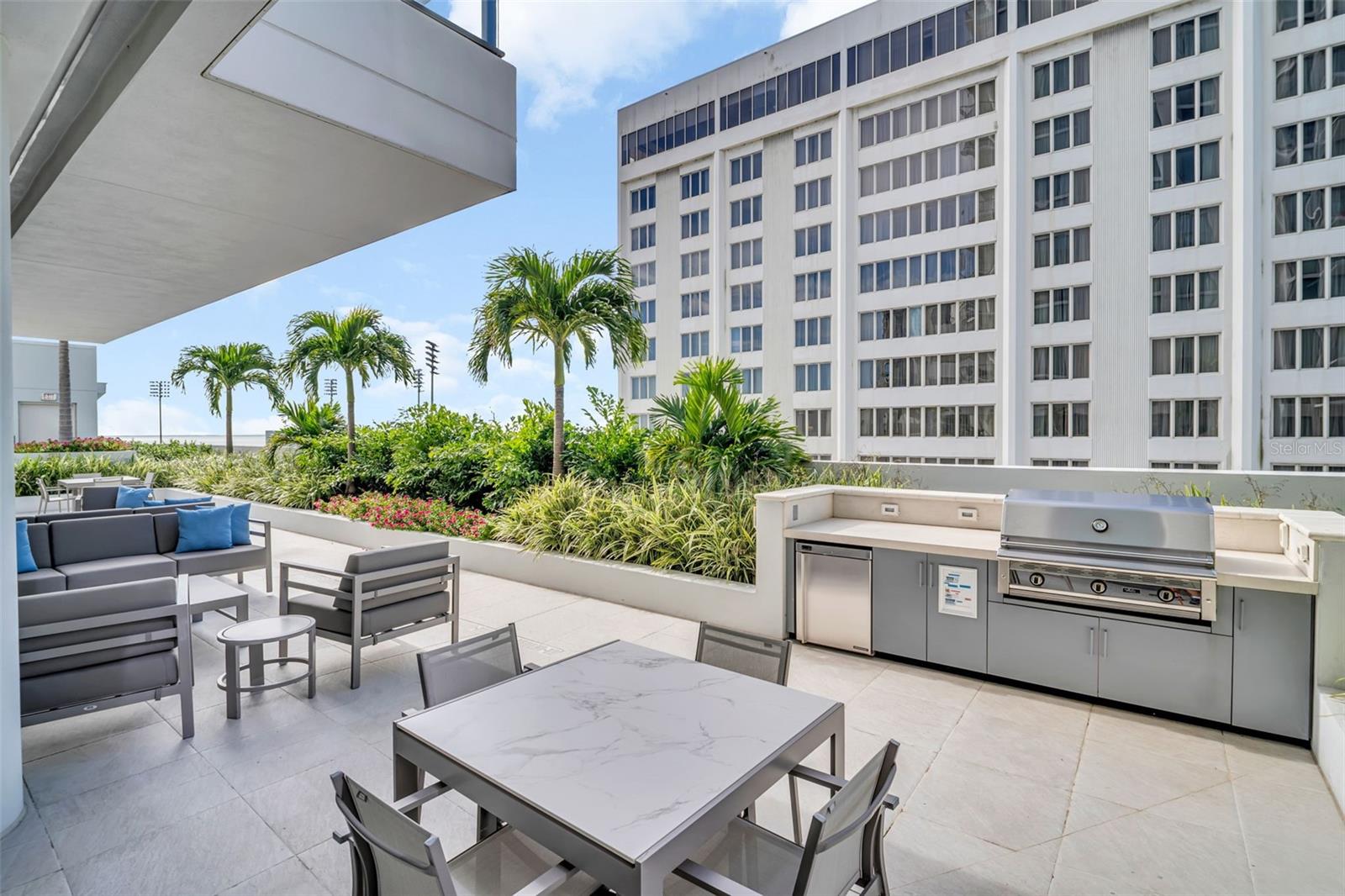 301 1st St S #2501, St Petersburg, FL 33701