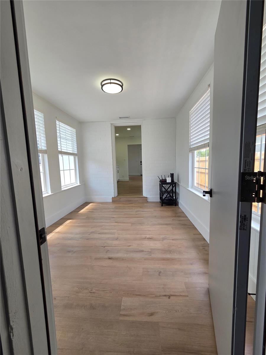 4016 9th Ave N, St Petersburg, FL 33713