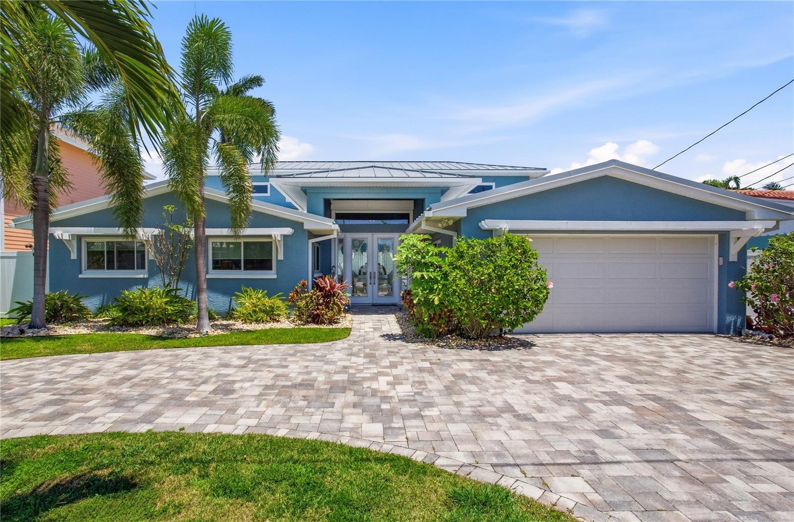 547 Johns Pass Ave, Madeira Beach, FL 33708