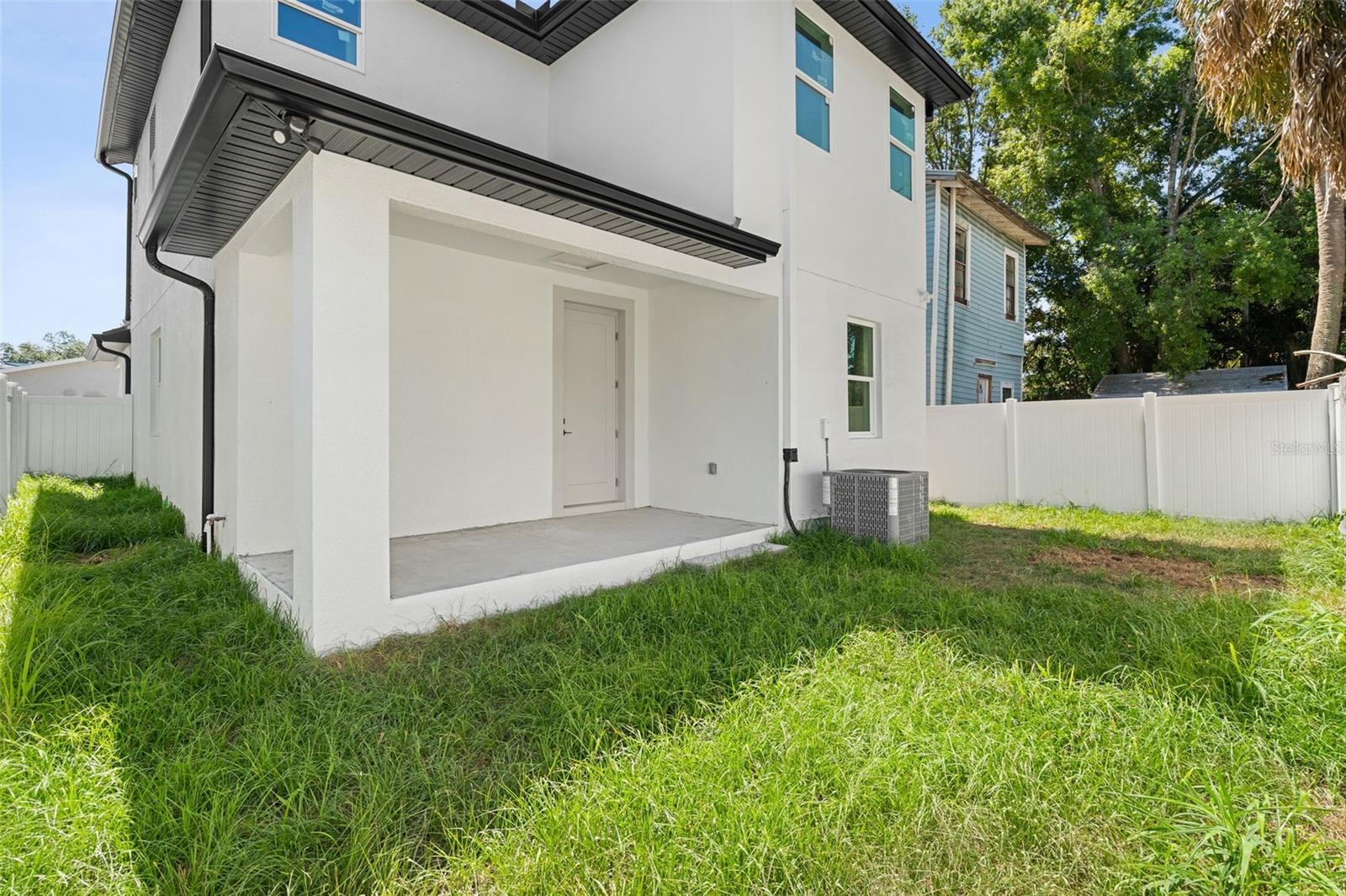 2910 N 21st St, Tampa, FL 33605