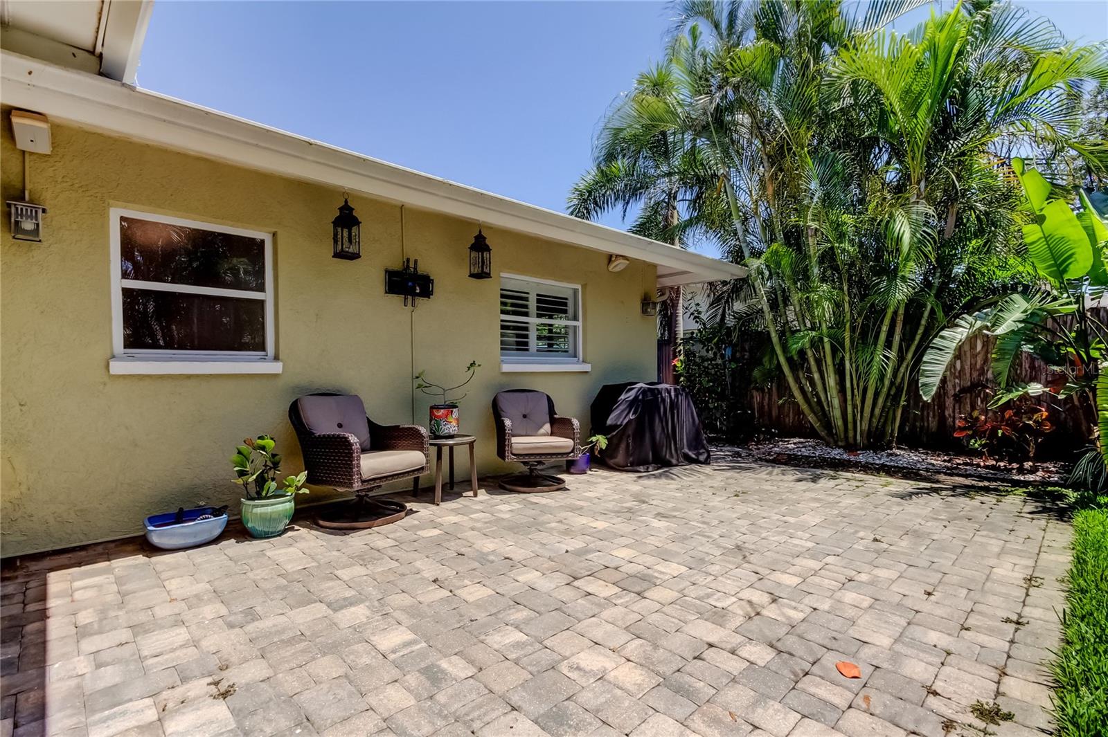 4174 14th Ln NE, St Petersburg, FL 33703