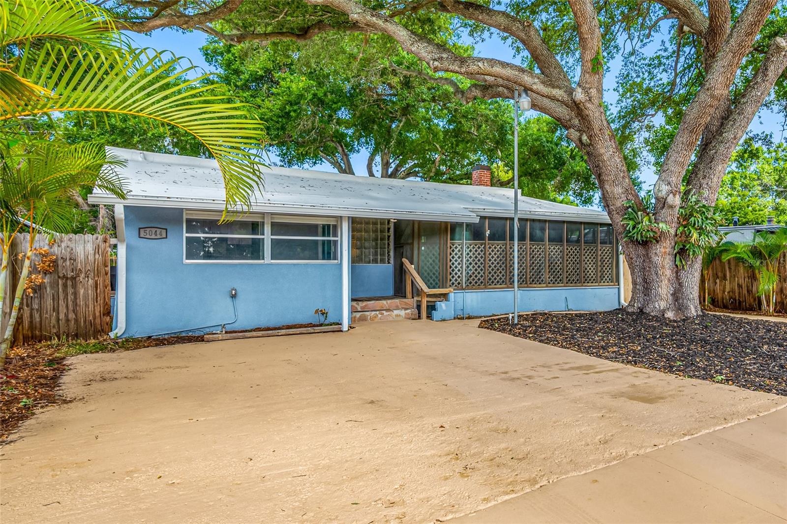 5044 Betty St N, St Petersburg, FL 33709