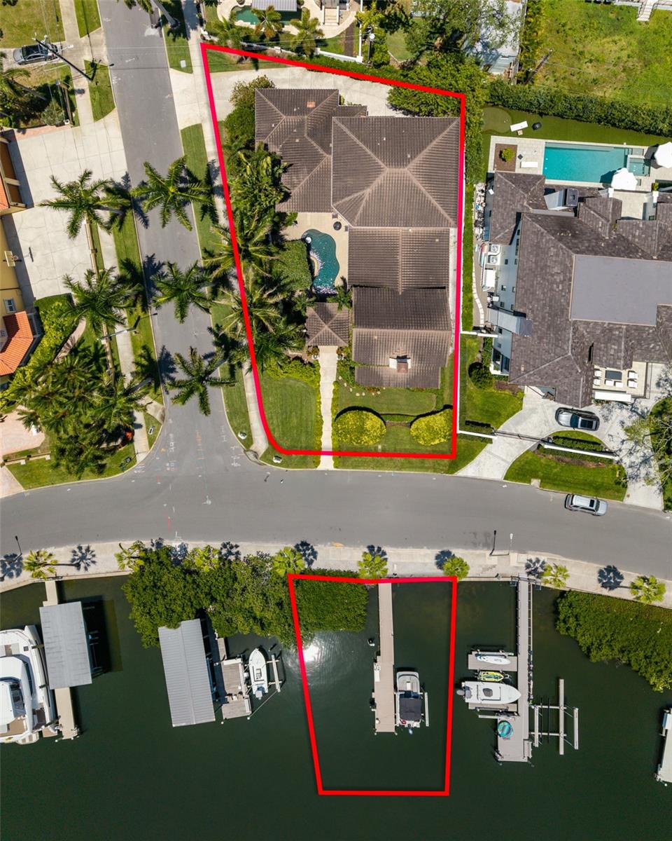 200 Brightwaters Blvd NE, St Petersburg, FL 33704