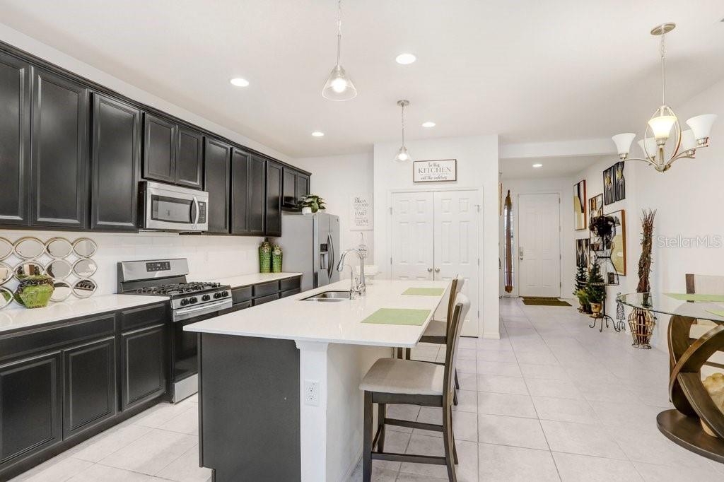 6321 Camino Dr, Apollo Beach, FL 33572