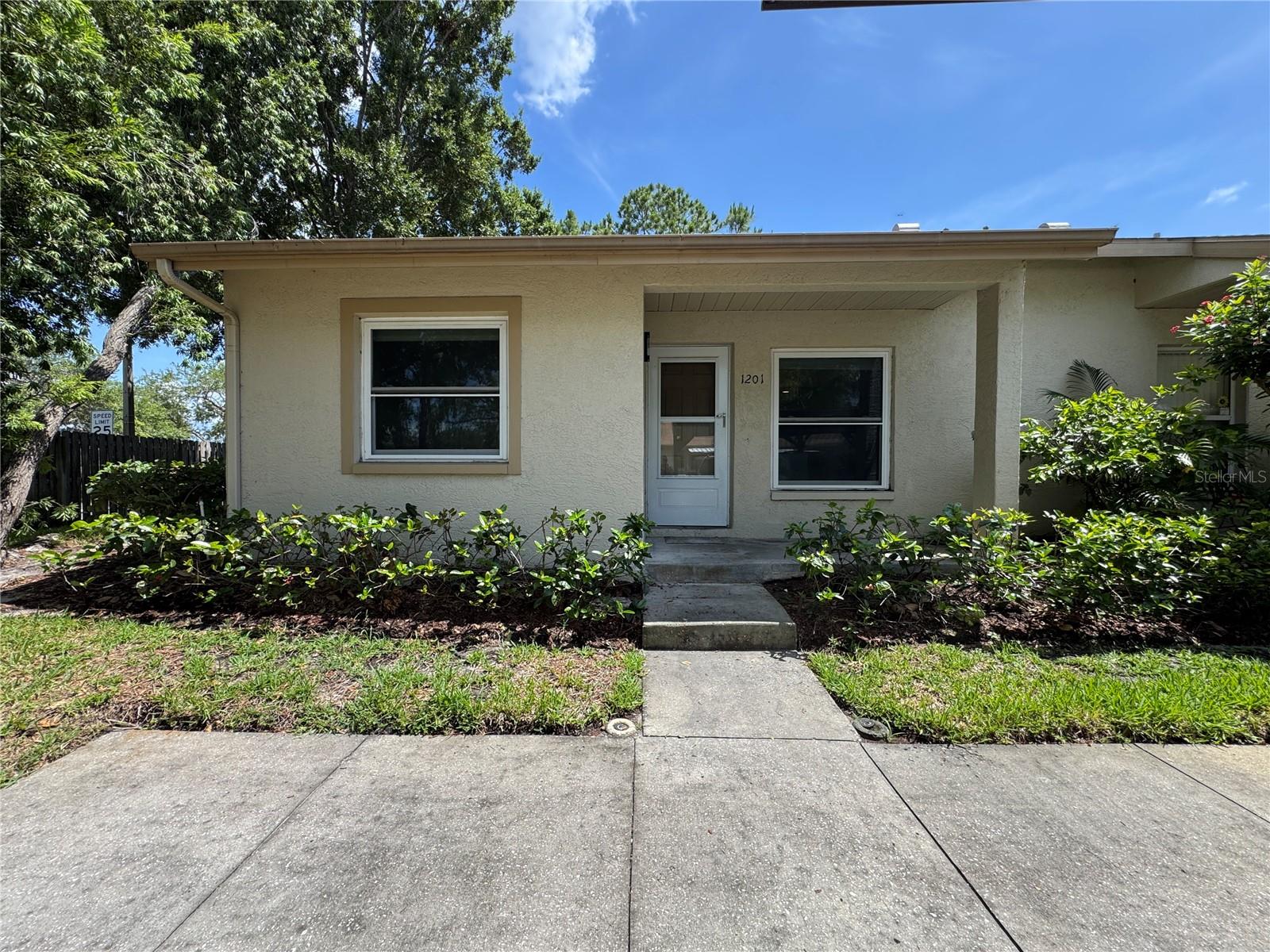 10853 43rd St N #1201, Clearwater, FL 33762