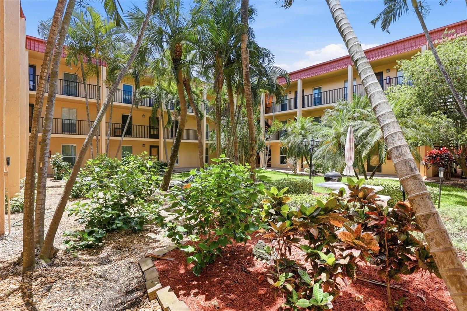 8911 Blind Pass Rd #103, St Pete Beach, FL 33706