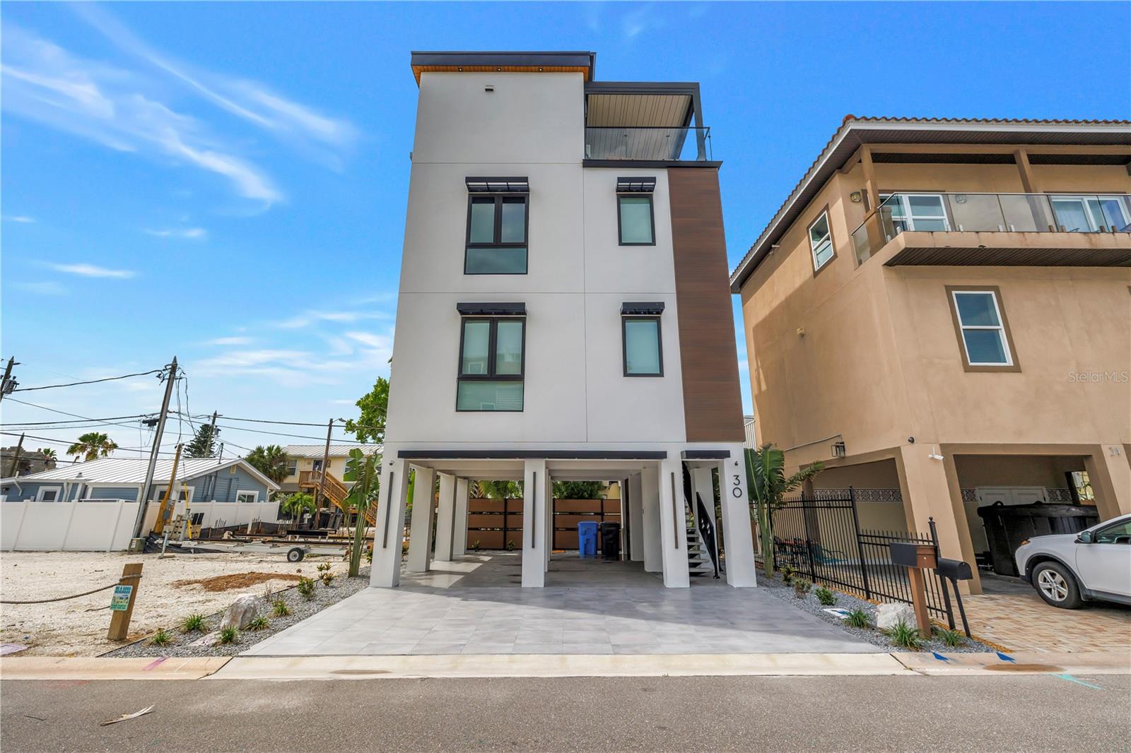 30 80th Ave, Treasure Island, FL 33706
