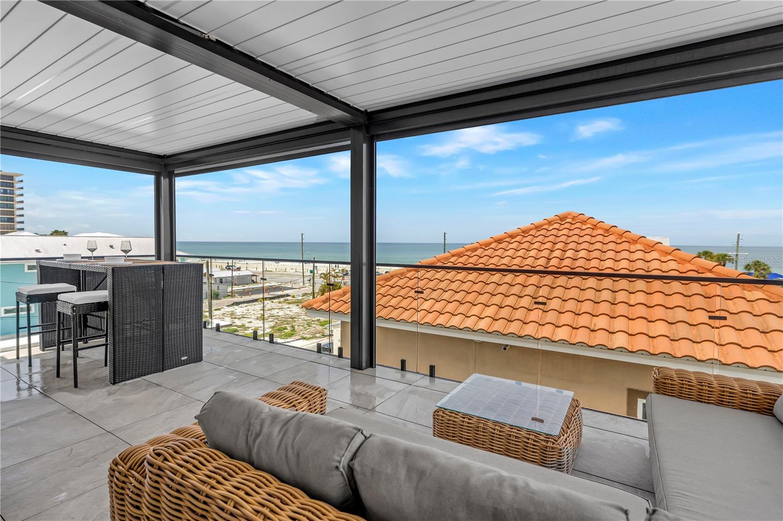 30 80th Ave, Treasure Island, FL 33706