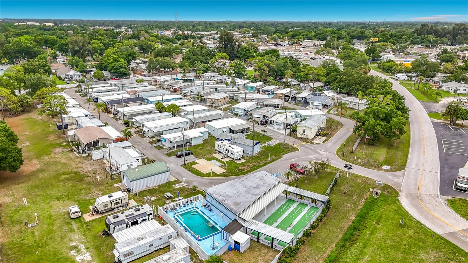 4676 66th Ln N #20, St Petersburg, FL 33709