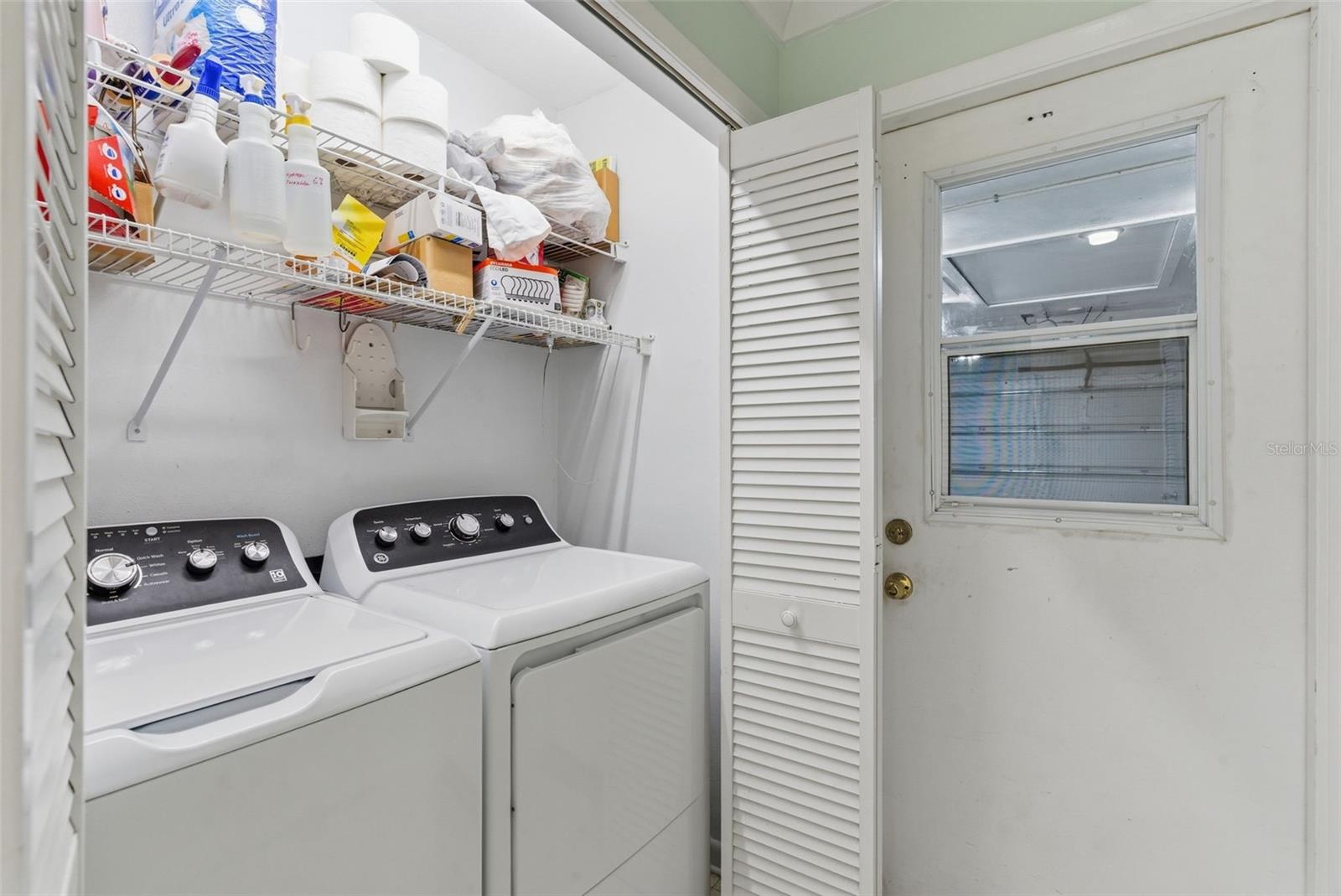 1421 Sea Gull Dr S, St Petersburg, FL 33707