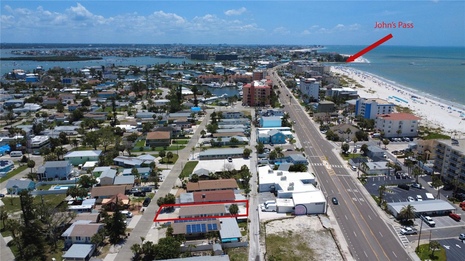 13440 1st St E, Madeira Beach, FL 33708