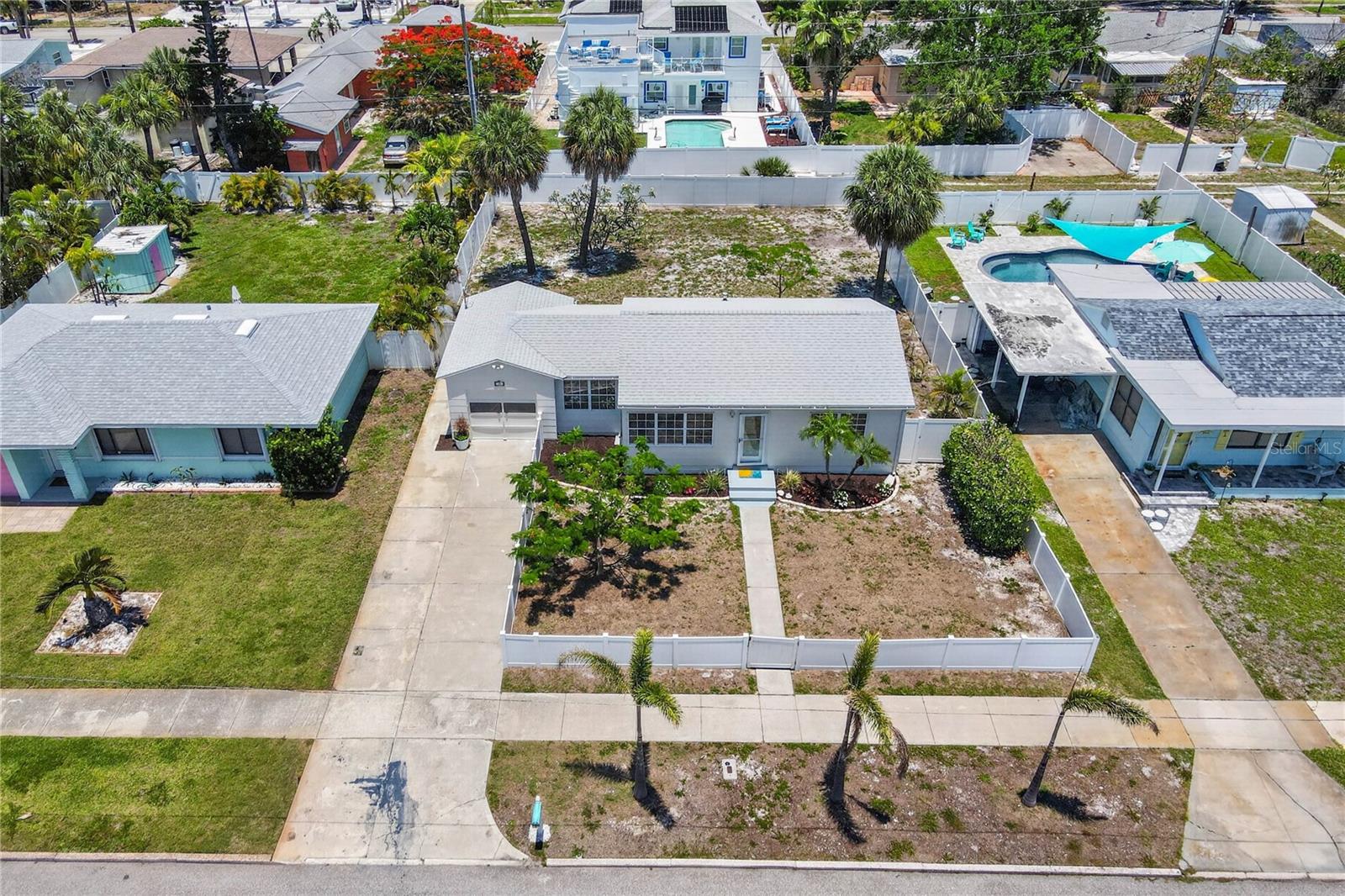 260 42nd Ave, St Pete Beach, FL 33706