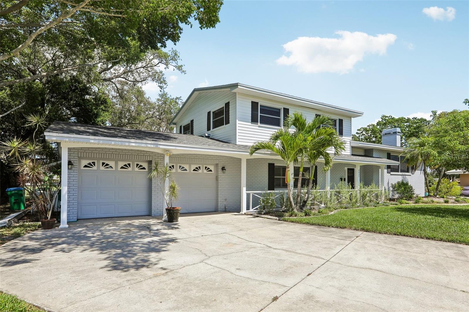 6827 Tequesta Dr, Seminole, FL 33777