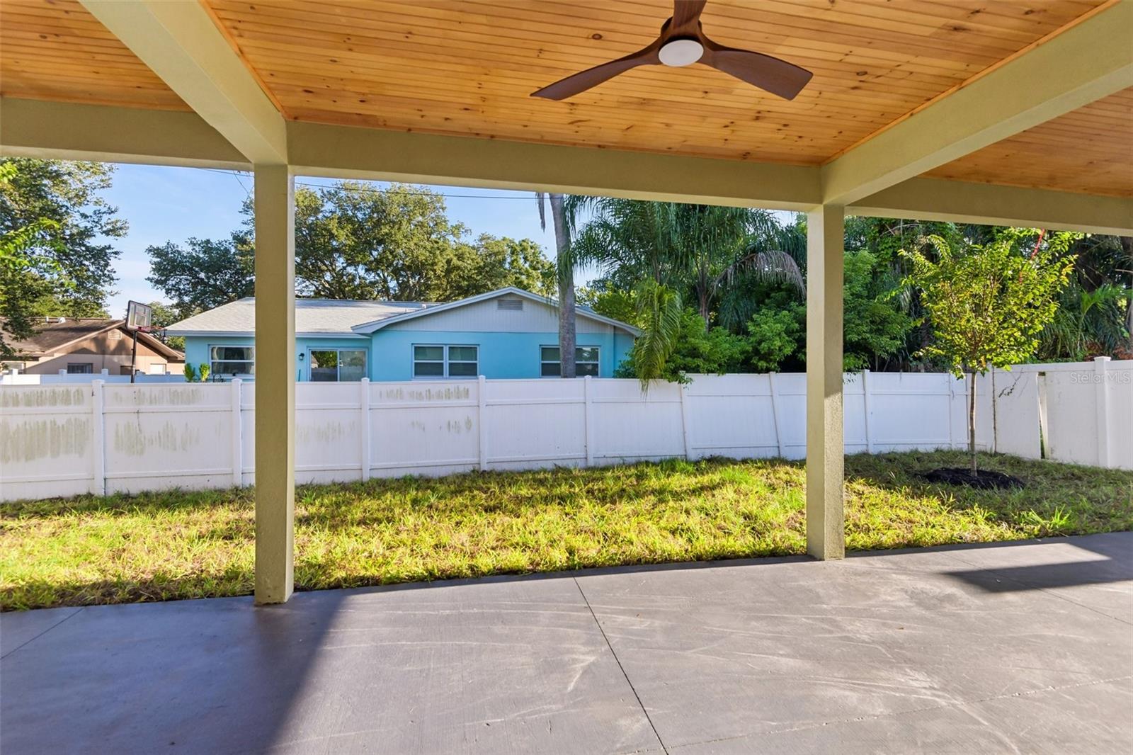 266 Platon Ave, Dunedin, FL 34698