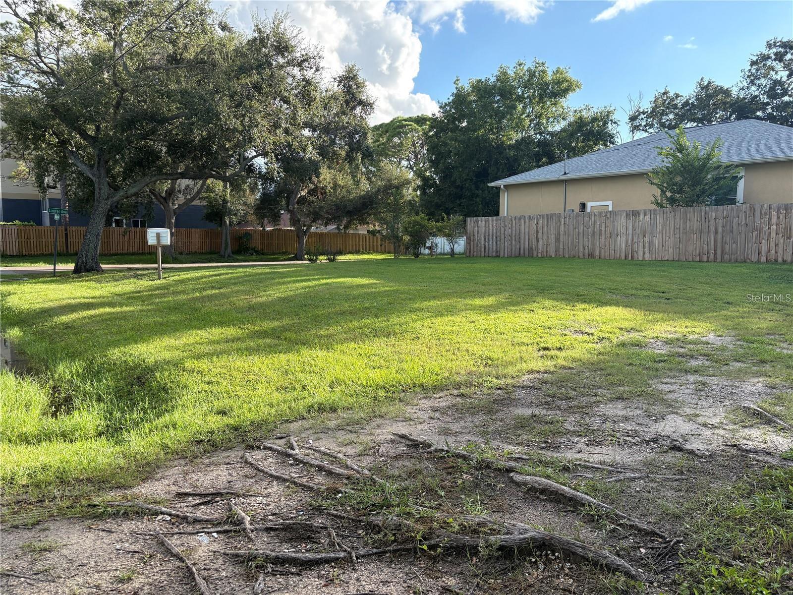 3215 Laurel Ave, Clearwater, FL 33762