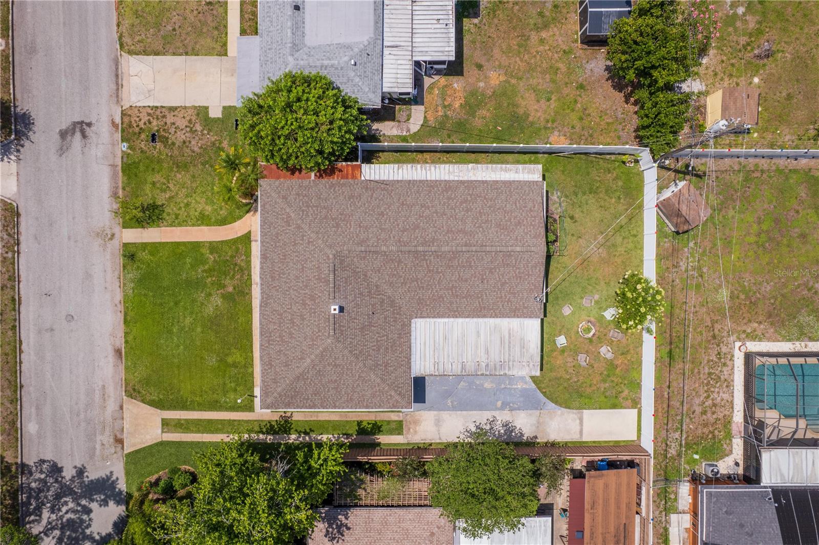 1306 30th St W, Bradenton, FL 34205