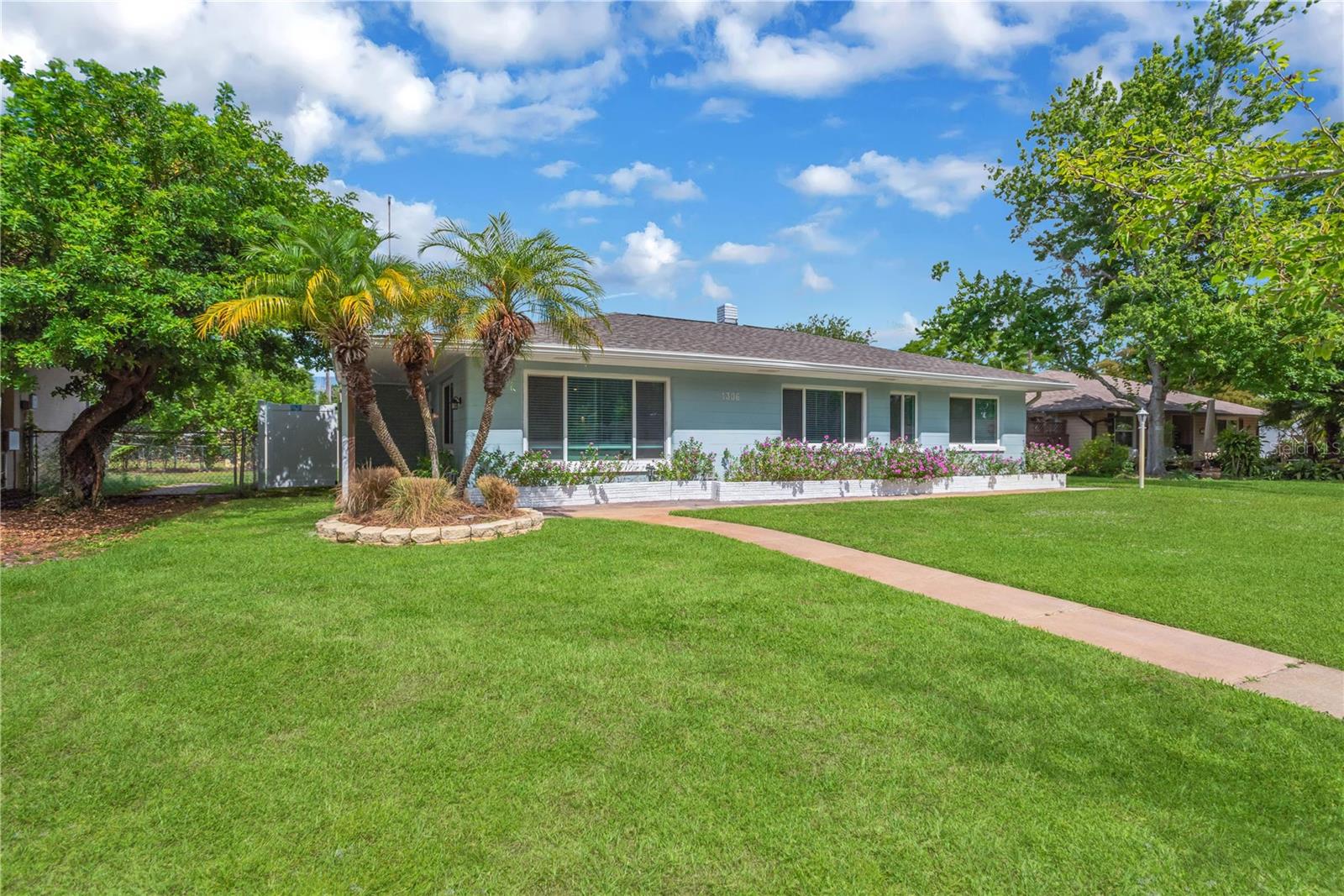1306 30th St W, Bradenton, FL 34205