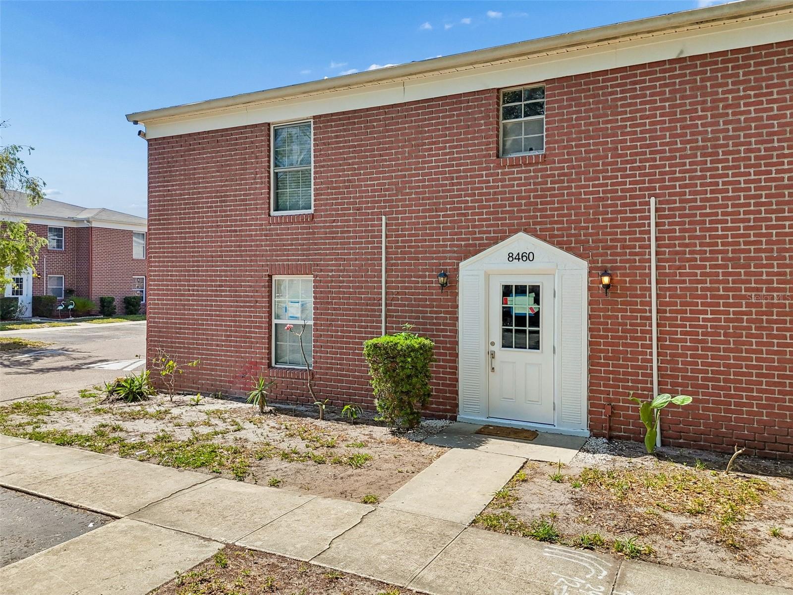 8460 13th St N #B, St Petersburg, FL 33702