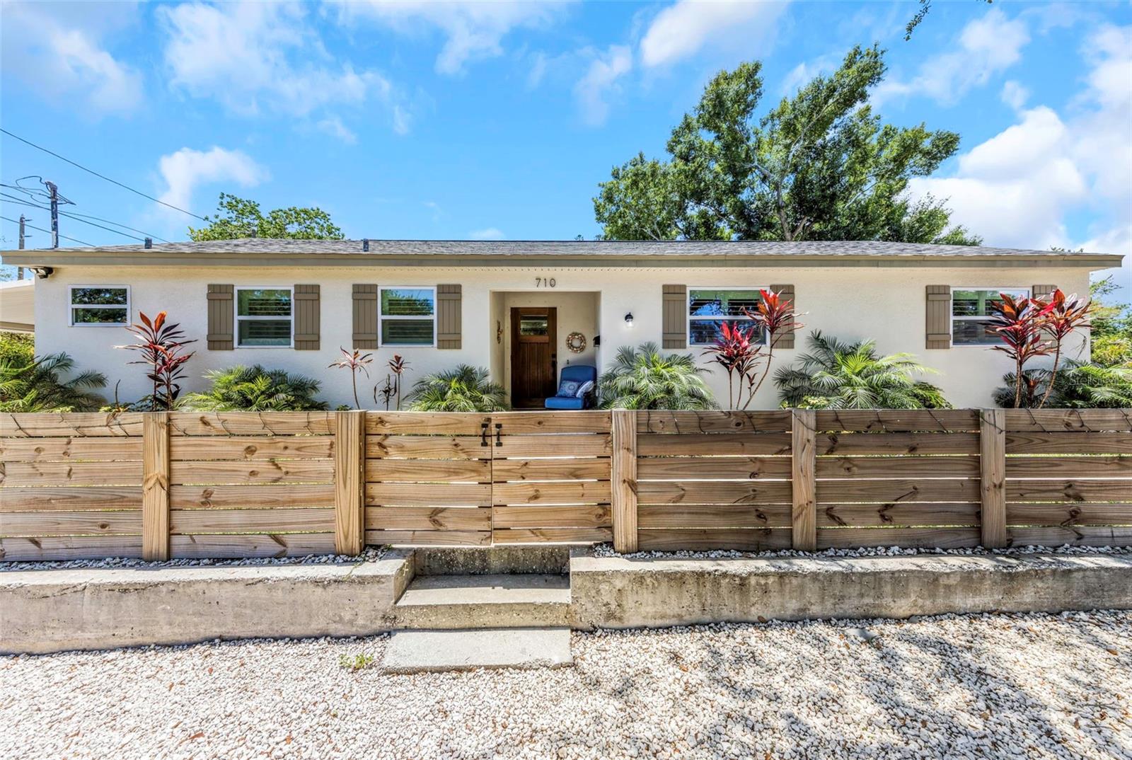 710 31st Ave N, St Petersburg, FL 33704