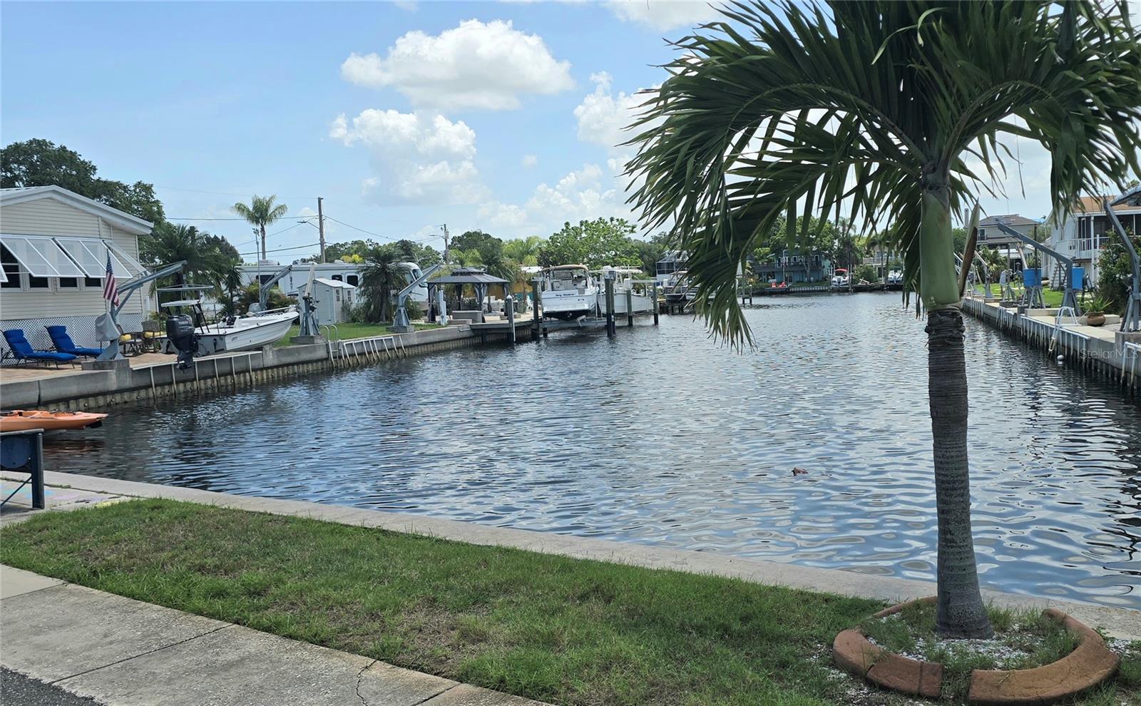 9 Yawl Ln #9, Palm Harbor, FL 34683