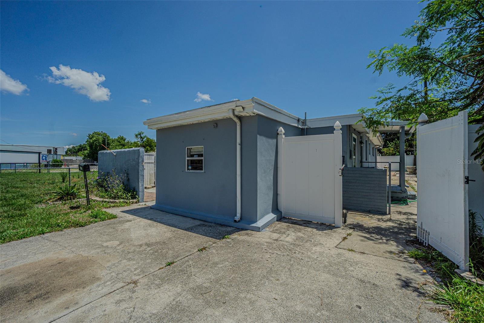 1627 28th St N, St Petersburg, FL 33713