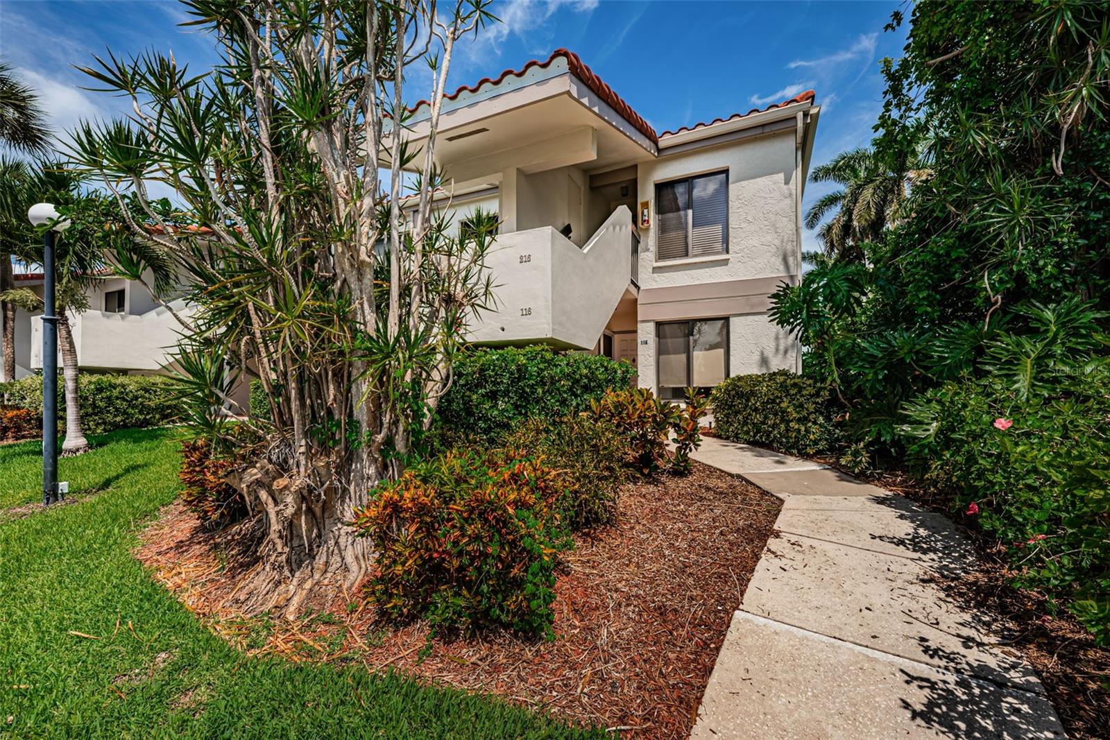 6273 Bahia Del Mar Blvd #116, St Petersburg, FL 33715