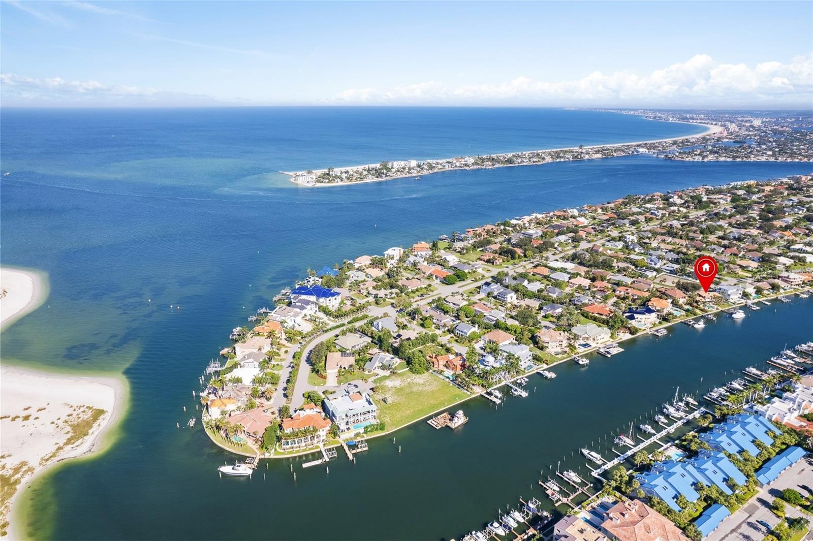 833 Ponce De Leon Dr, Tierra Verde, FL 33715