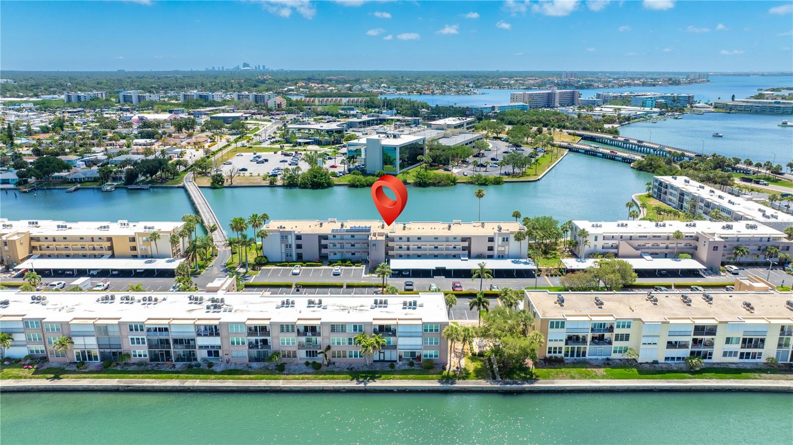 7425 Bay Island Dr S #104, South Pasadena, FL 33707