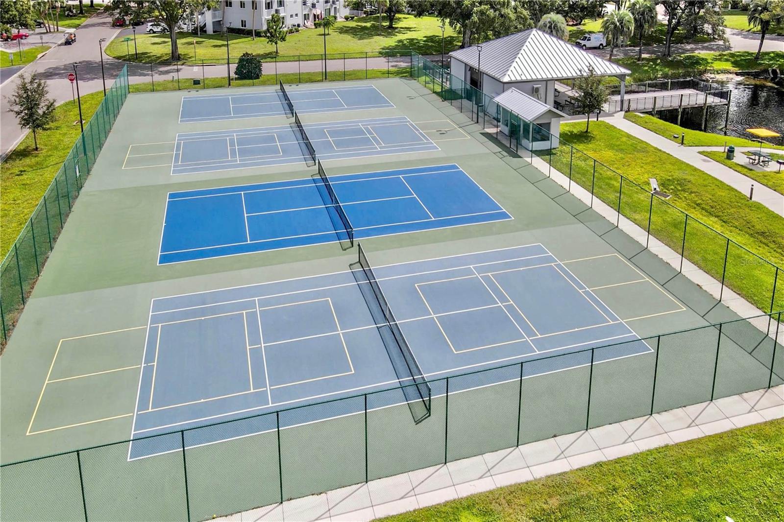 2292 Costa Rican Dr #22, Clearwater, FL 33763