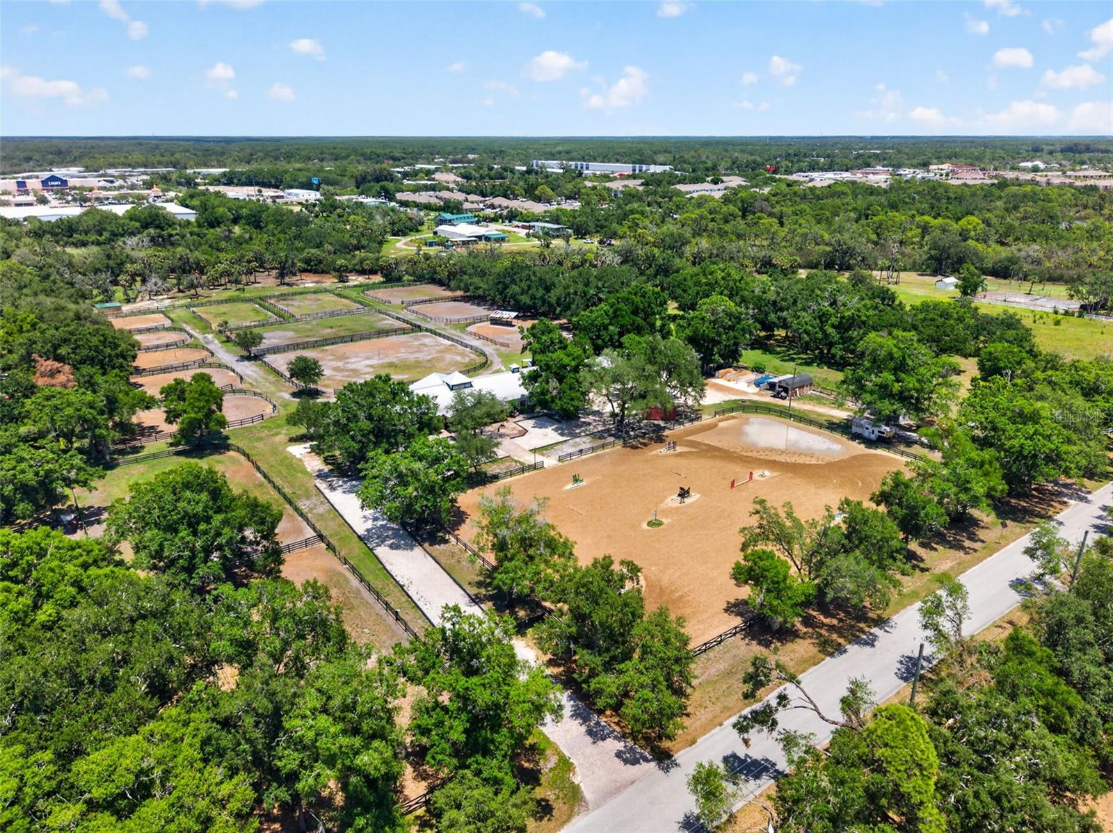 1007 State St E, Oldsmar, FL 34677