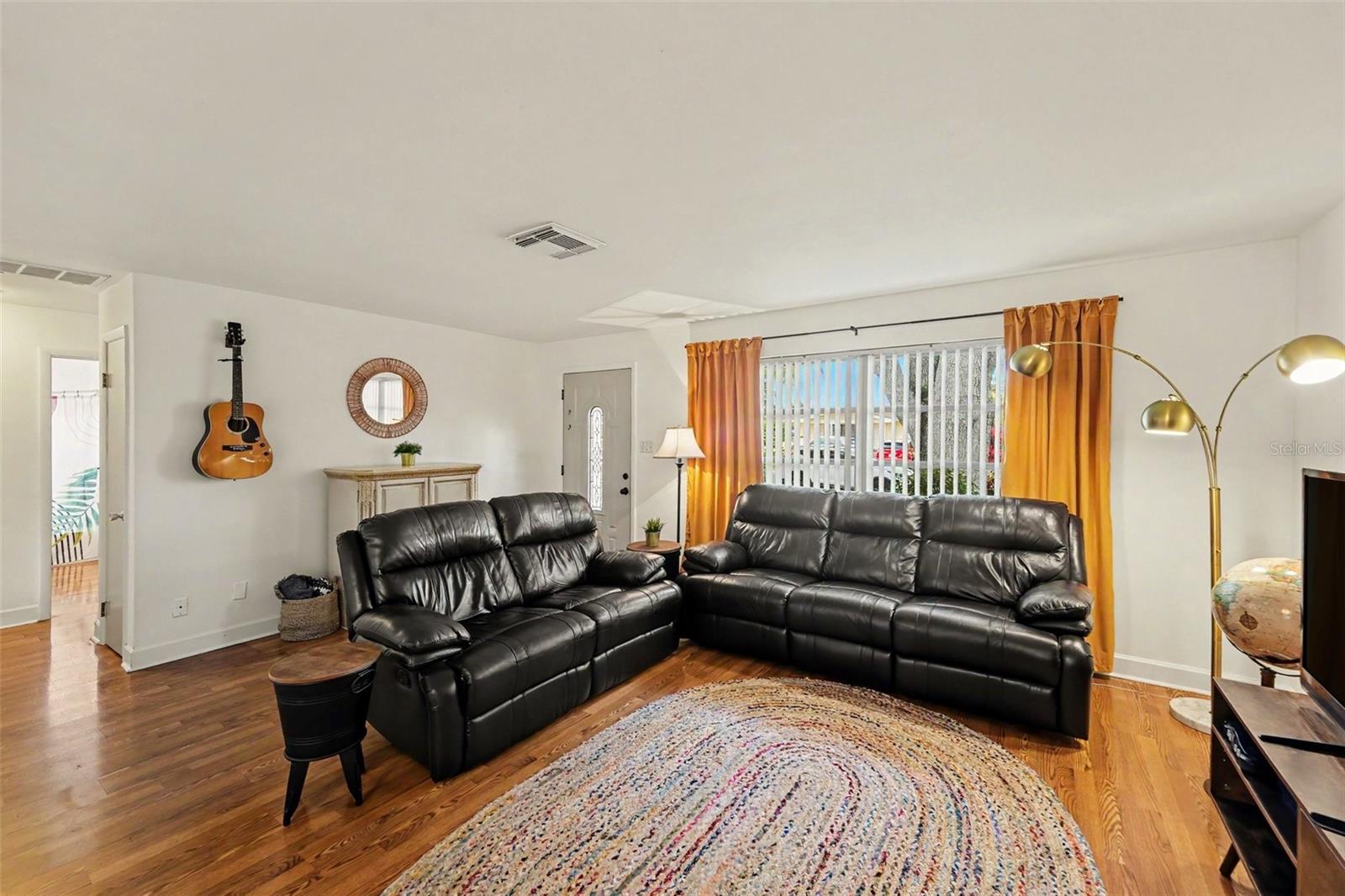 1251 Oakview Ave, Clearwater, FL 33756