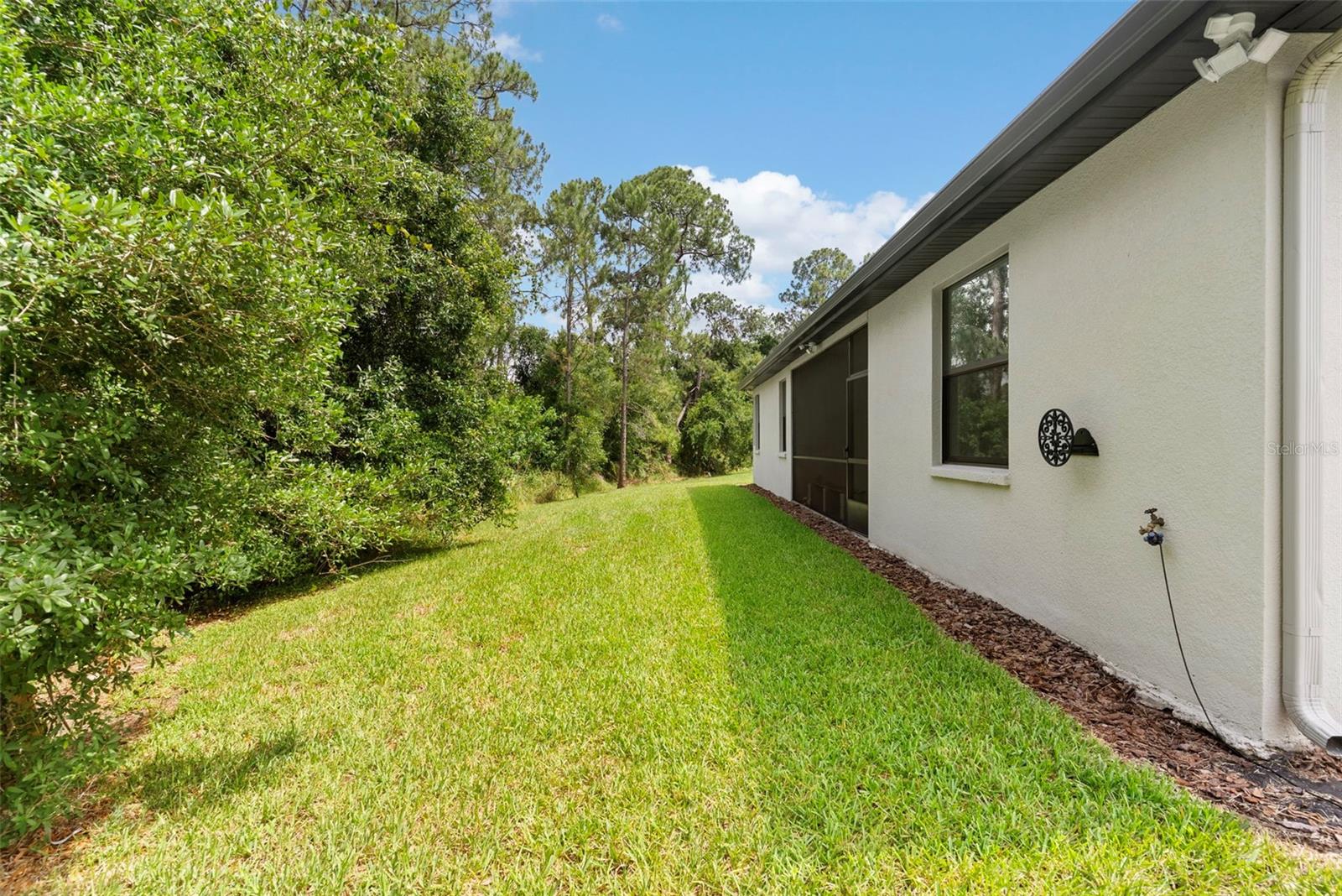 3918 Gaviota Dr, Sun City Center, FL 33573