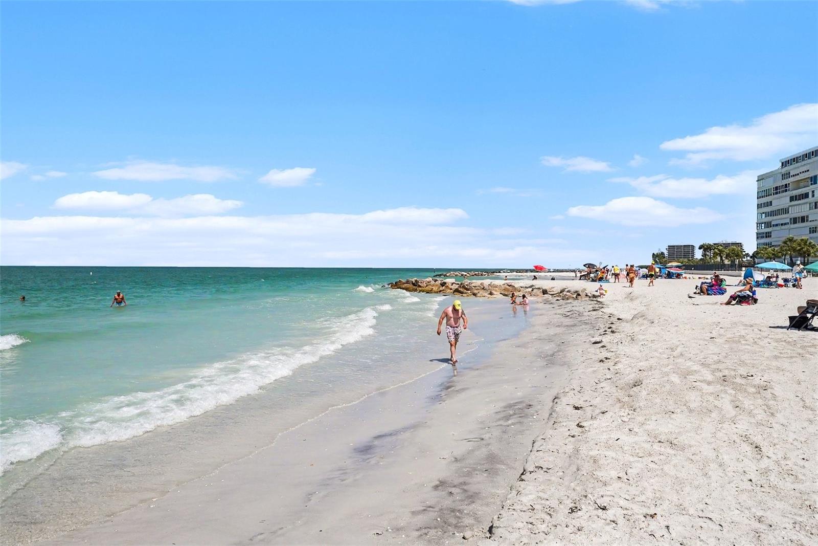 7050 Sunset Way #11, St Pete Beach, FL 33706