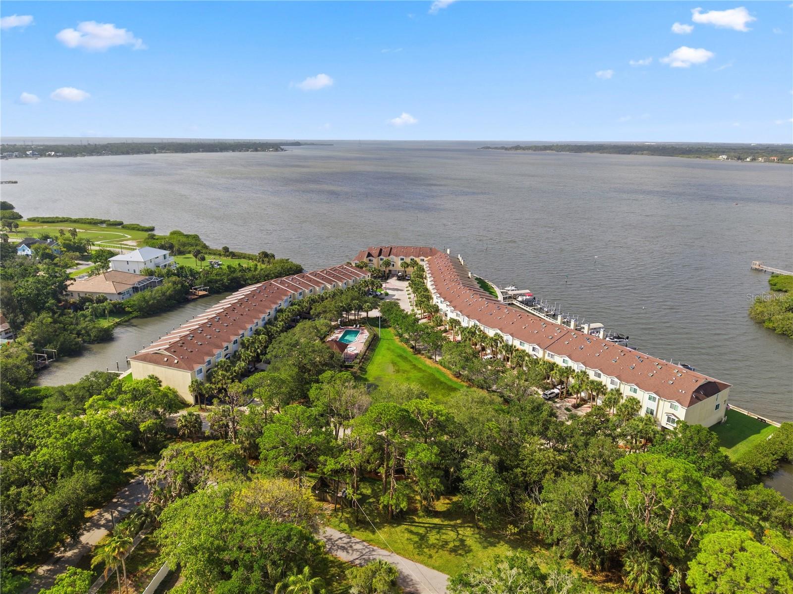 117 Brent Cir, Oldsmar, FL 34677