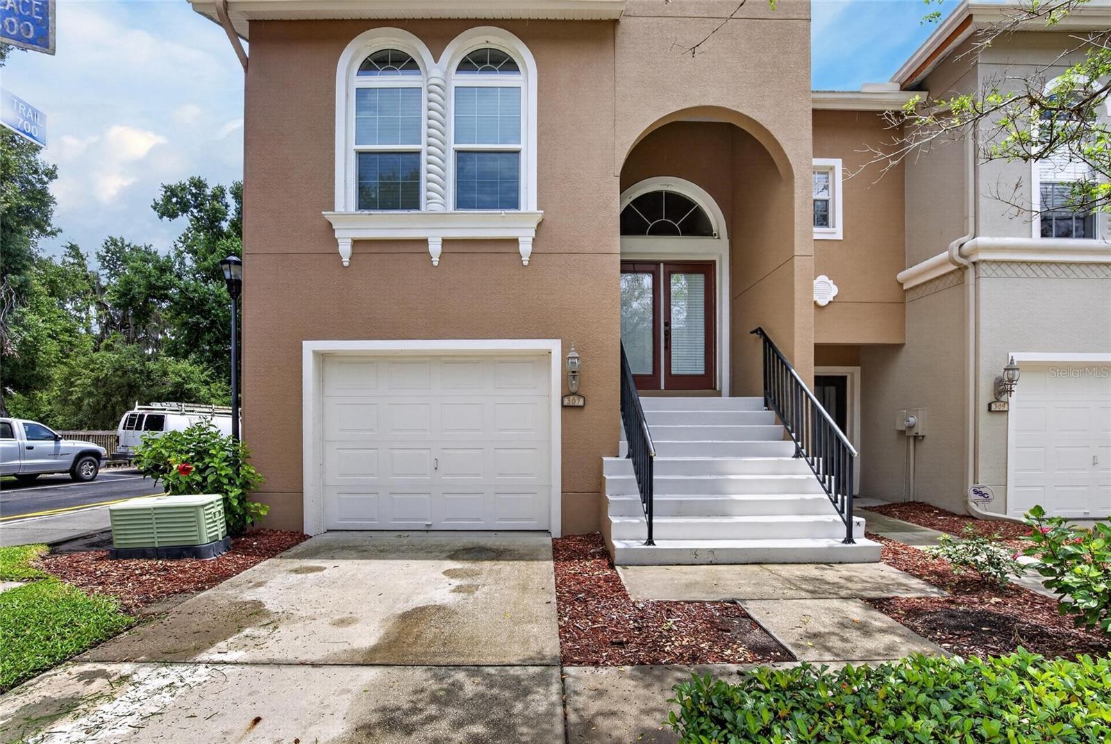 307 Summer Clouds Pl, Brandon, FL 33511