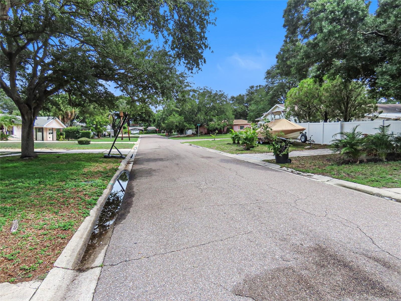 2434 65th St N, St Petersburg, FL 33710