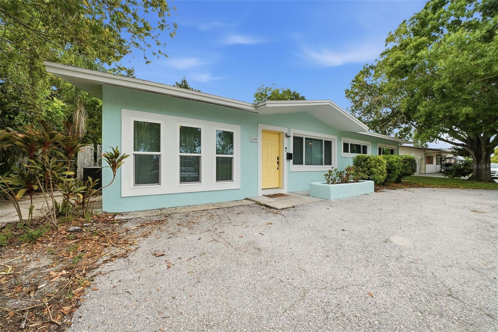 2489 58th St N, St Petersburg, FL 33710